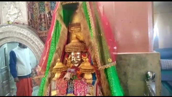 माता अंबिका मंदिर में दुर्गाअष्टमी की धूम